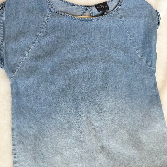 Market & Spruce Ombre Denim Women's Jean Top with Keyhole Back Size XS - Picture 2 of 6